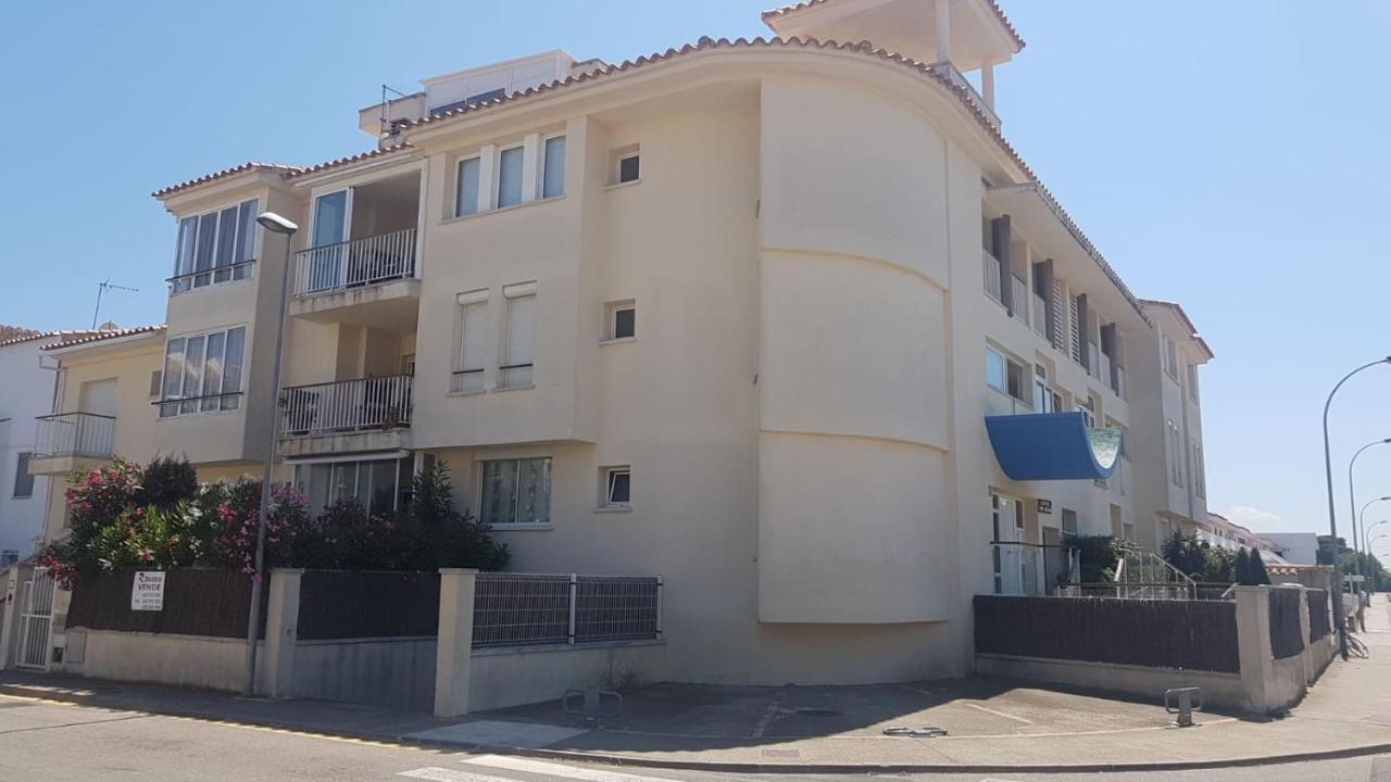 Magnífico apartamento junto al canal principal. Empuriabrava Exterior foto